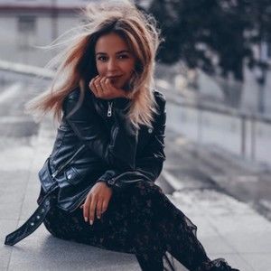 Meet your Posher, Sterling